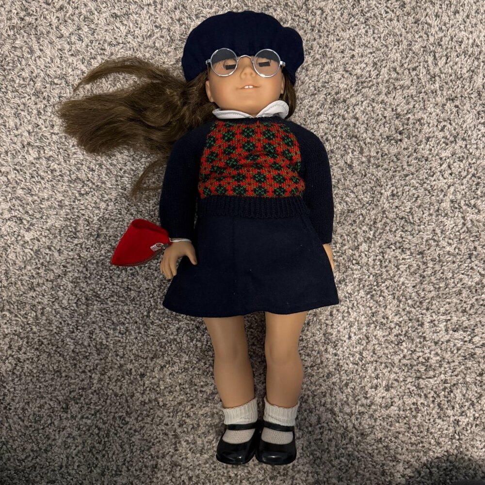 Pleasant Company Meet Molly Doll American Girl w/ Accessories Like New